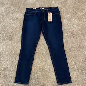 Levi Strauss & CO. 711 Skinny Jeans